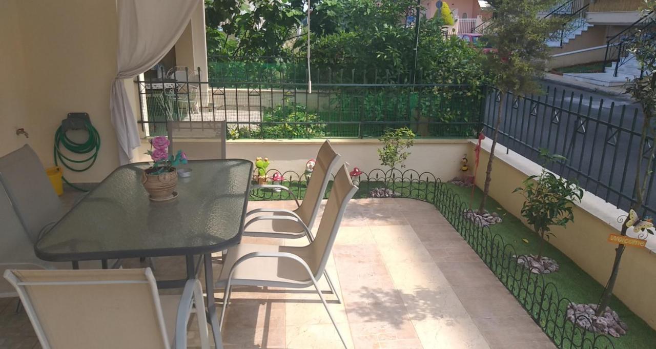 Studio Garden Lägenhet Nea Kallikrateia Exteriör bild
