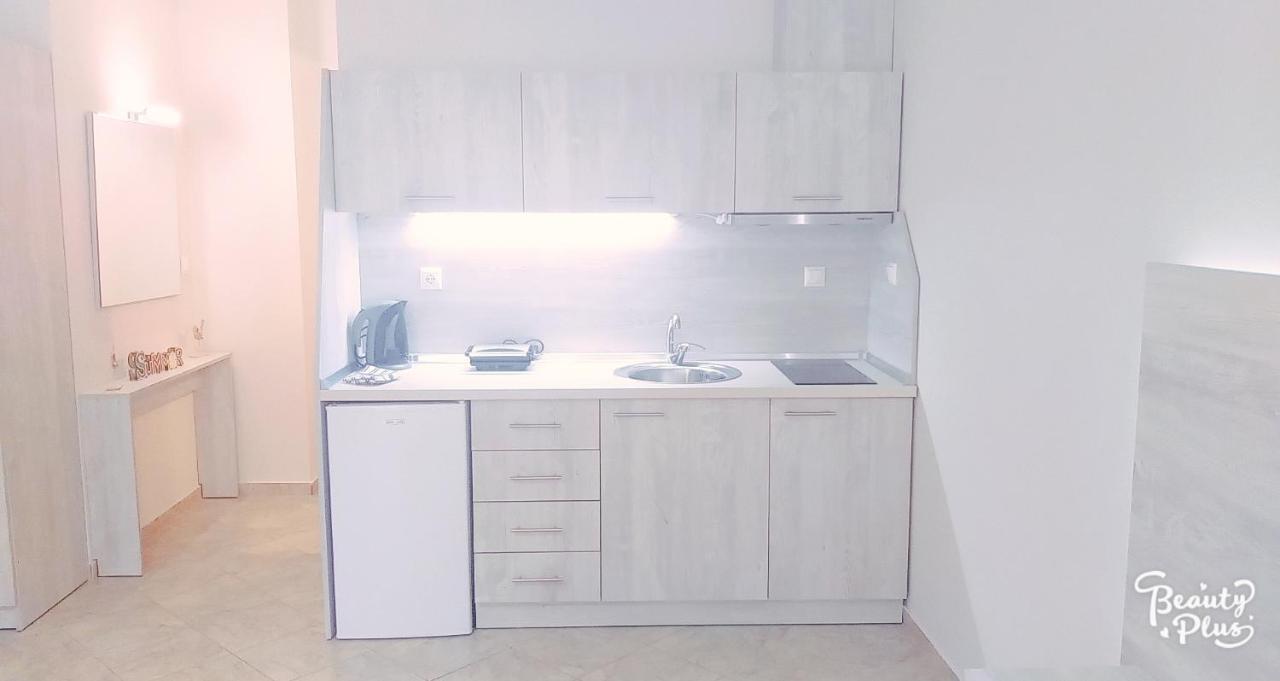 Studio Garden Lägenhet Nea Kallikrateia Exteriör bild
